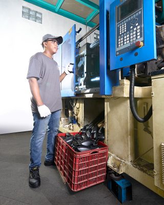 Mirror House Molding Process